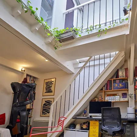 Appartamento Atelier D'artiste En Plein Parigi